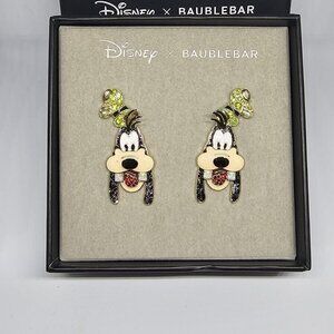 NEW Disney BaubleBar Goofy Stud Earrings Crystal Enamel Sparkle Holiday Gift NIB